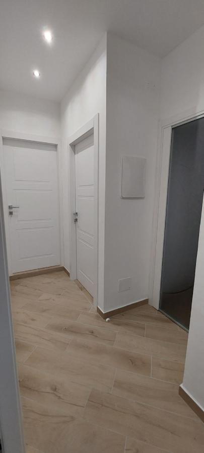 Casa Francesca E Rooms ซานตามาเรีย ดิ กาสเตลลาบาเต ภายนอก รูปภาพ