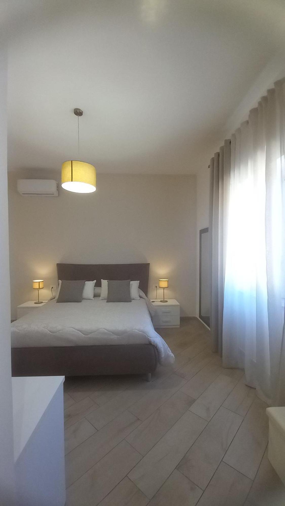 Casa Francesca E Rooms ซานตามาเรีย ดิ กาสเตลลาบาเต ภายนอก รูปภาพ